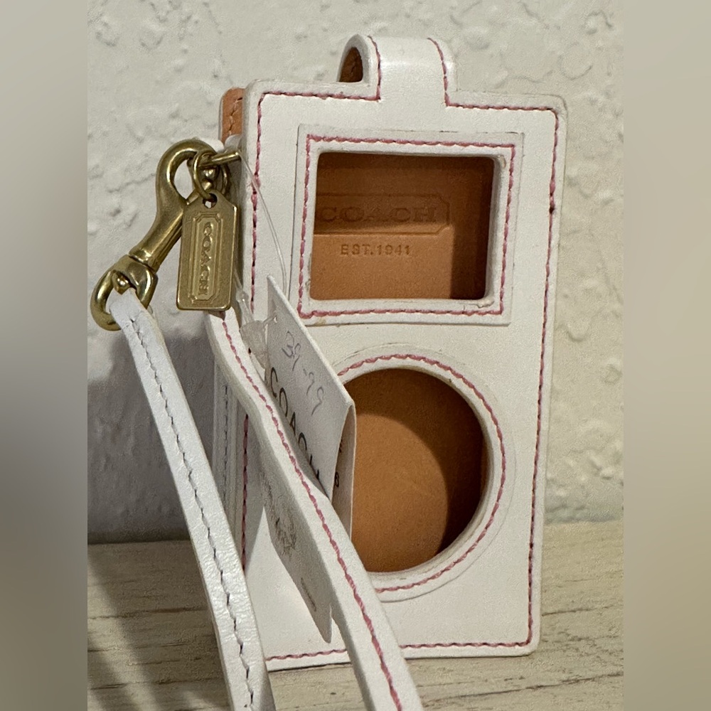 Coach NWT Poppies for Peace Collection Vintage Leather and Suede IPod Case - Picture 7 of 8